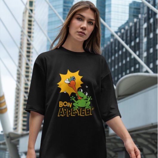 カエルを捕まえるフライアマンガ Tシャツ