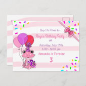 カエルパーソナライズされたをテーマにした女の子の誕生日パーティー ポストカード (正面/裏面)