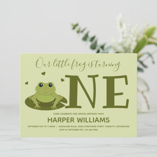 カエル一匹の緑の動物を最初に誕生日 招待状 (スタンド正面)