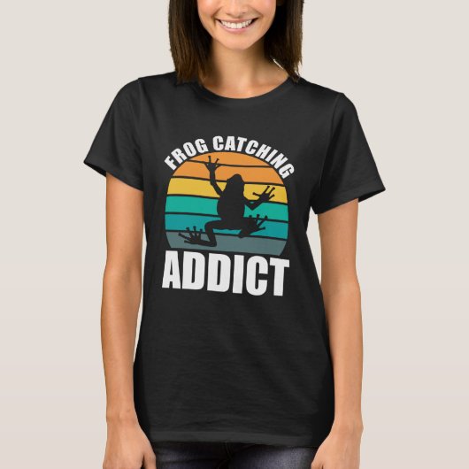 カエル捕獲中毒者 両生類狩猟 Tシャツ (正面)