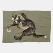 カエル日本のを捕まえる猫 キッチンタオル (横)