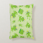 カエル柄、かわいいカエル、グリーンカエル、カエルの王子 アクセントクッション (正面(垂直))