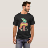 カエル美容キノコの森キノコ Tシャツ (正面フル)