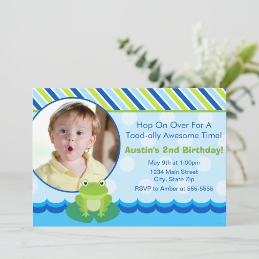 カエル誕生日招待状フォトカード 招待状 (スタンド正面)