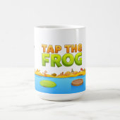カエル-池のマグ--を叩いて下さい コーヒーマグカップ (中央)