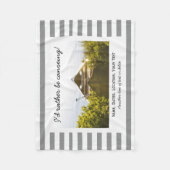 カカスタムヌーフォトグレー&ホワイトストライプズ フリースブランケット (正面)