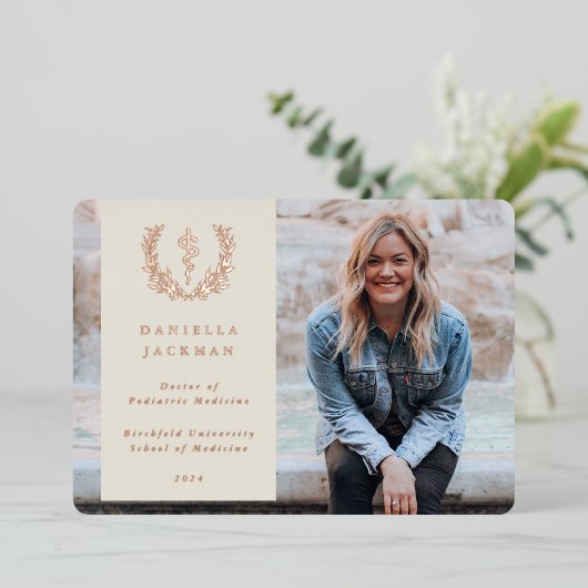 カキ・アスクレピウス医学卒業発表 箔招待状 (立ち正面)