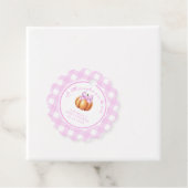 カゴの赤ちゃんシャワーでピンクの弓とカボチャ フェイバータグ (インサイチュ)