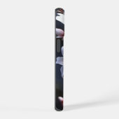 カササギと花のカスタムネーム iPhone 15ケース (右側面)