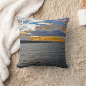 カシの絶壁の~に西のチョップの枕を残します クッション (ブランケット)