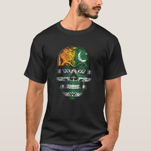 カシミールスカルとバラ国旗 Tシャツ (正面)