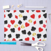 カジノレッド、ブラック、および金ゴールドカードスーツ賭博 薄葉紙 (クラフト)