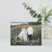 カジュアルたった今結婚しましたスクリプトの写真 案内ポストカード (スタンド正面)