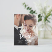 カジュアルなスクリプトと写真 | 結婚のお礼 ポストカード (スタンド正面)