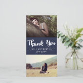 カジュアルな卒業生2の写真は濃紺感謝していしています サンキューカード (スタンド正面)