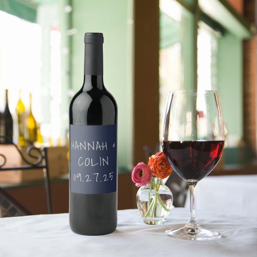 カジュアルな手書きタイポグラフィー シルバー & ネイビー ワインラベル