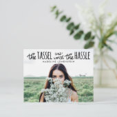 カジュアルシンプル可愛いタイポグラフィ インビテーションポストカード (スタンド正面)