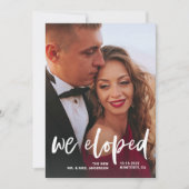 カジュアルスクリプト | 2枚の写真のこっそり結婚発表 招待状 (正面)