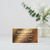 カジュアル金ゴールドグラデーション「引っ越しました」カード 名刺 (スタンド正面)