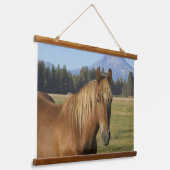 カスケード範囲 |栗の馬 吊り下げ型タペストリー (傾斜あり)