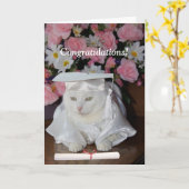 カスタマイズかわいらし可能な猫女性卒業 カード (黄色い花)