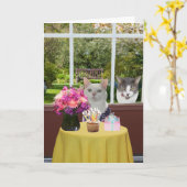 カスタマイズかわいらし可能な猫雌型爆弾誕生日 カード (黄色い花)