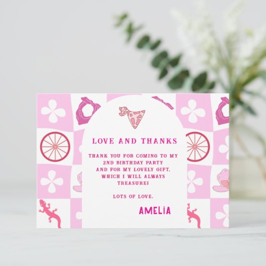 カスタマイズされたピンクのカウガールチェックの誕生日 サンキューカード (スタンド正面)