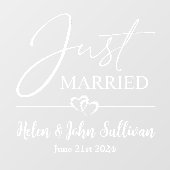 カスタマイズたった今結婚しました2つの結合ハート日 ウィンドウサイン (シート)