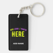 カスタマイズスタイリッシュ可能なモダン黒の検証済みブランド キーホルダー (裏面)