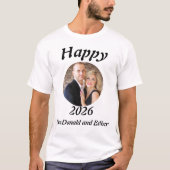カスタマイズフォト 2026年 新年 お祝い 写真入り Tシャツ (正面)