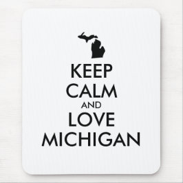カスタマイズ保可能なCALMとLOVE MICHIGAN マウスパッド