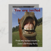 カスタマイズ可能なおもしろいな誕生会の招待の馬 招待状 (正面/裏面)