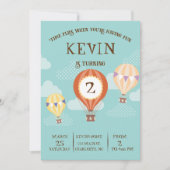 カスタマイズ可能なかわいい熱風船誕生日。 招待状 (正面)