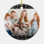 カスタマイズ可能なエレガント両面スクロール2写真 セラミックオーナメント (裏面)