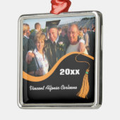 カスタマイズ可能なオレンジタッセルの卒業オーナメント メタルオーナメント (左)