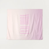 カスタマイズ可能なグラデーション文字付きピンクから桃への夕日 タペストリー (正面(横))