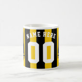 カスタマイズ可能なサッカージャージーマグ、黒い金ゴールド コーヒーマグカップ (中央)