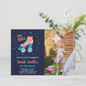 カスタマイズ可能なスケートで滑るパーティの招待状 子供へ 招待状 (スタンド正面)