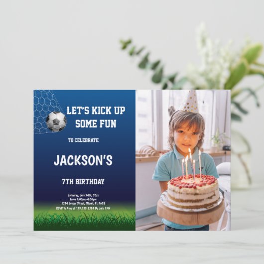 カスタマイズ可能なスポーツパーティの招待状 子供へ 招待状 (スタンド正面)