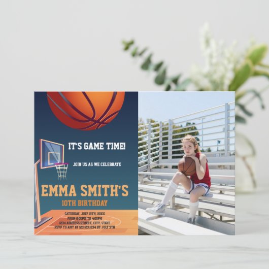 カスタマイズ可能なスポーツパーティの招待状 子供へ 招待状 (スタンド正面)