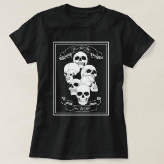 カスタマイズ可能なテキストのドクロとバナーブラック Tシャツ