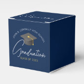 カスタマイズ可能なネイビーモダンル卒業パーティー フェイバーボックス (正面サイド)