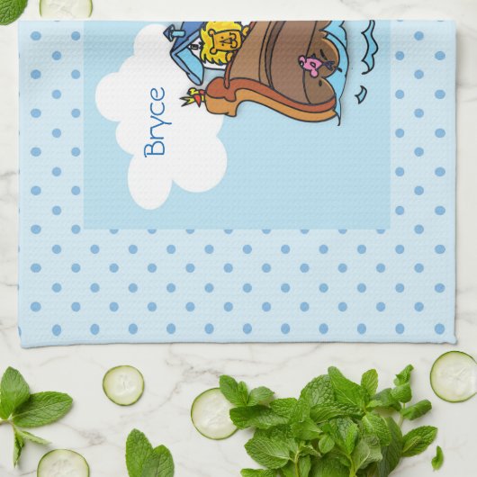 カスタマイズ可能なノアのアークベビーバプテスマ、ボーイブルー キッチンタオル (折り畳み)