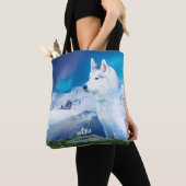カスタマイズ可能なハスキー犬と山々 トートバッグ (クローズアップ)