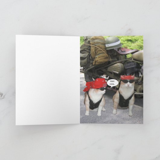 カスタマイズ可能なバイクもしくは自転車に乗る人猫 カード (内部)