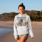 カスタマイズ可能なビーチでHappy Pug