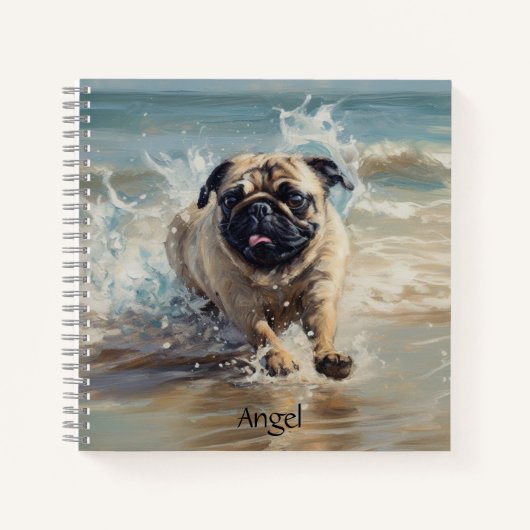 カスタマイズ可能なビーチでHappy Pug ノートブック (正面)