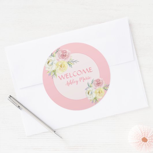 カスタマイズ可能なピンクの水色の花ウェルカムベビー ラウンドシール (封筒)