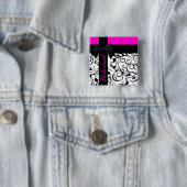 カスタマイズ可能なピンクの黒のダマスクのブリドメイドピン 缶バッジ (インサイチュ)