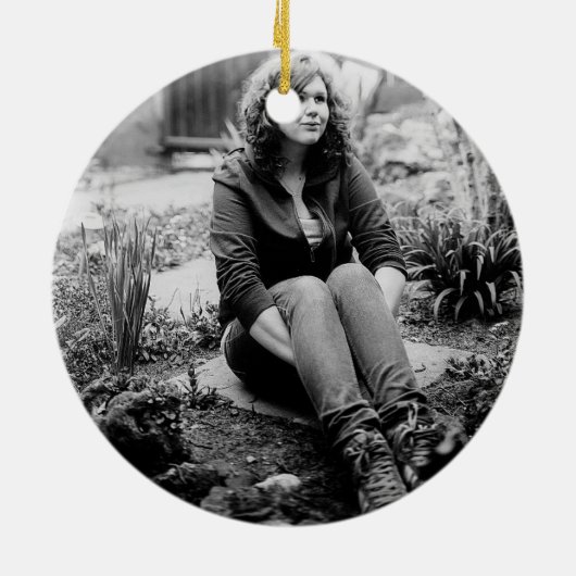 カスタマイズ可能なフォトモノグラムギフトモダン セラミックオーナメント (裏面)